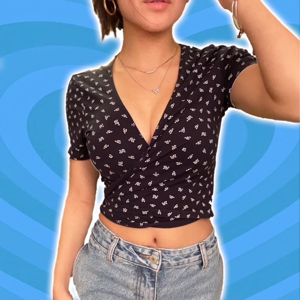 Brandy Melville Wrap Around top